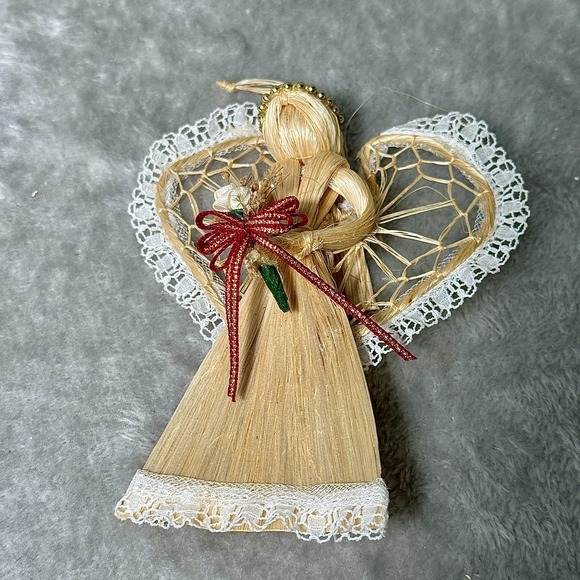 Vintage Handmade Angel Ornaments Lace, Yarn, Crochet Christmas Cottagecore - Picture 8 of 8